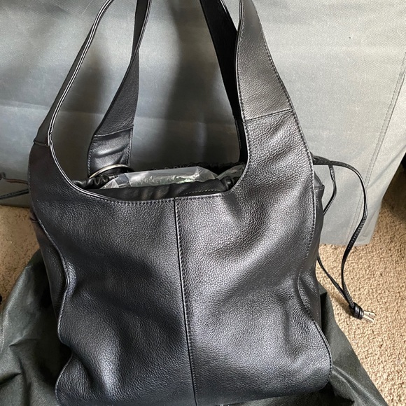 Vince Camuto Suni bag - Picture 3 of 12